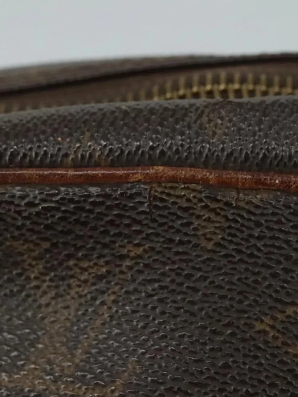 Louis Vuitton brand	louis vuitton